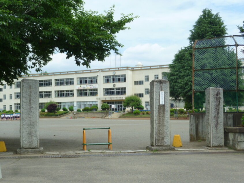 飯能第一小学校(小学校)まで256m 煉瓦館　５３