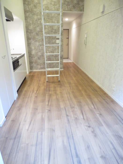 居室 シャルマン港町