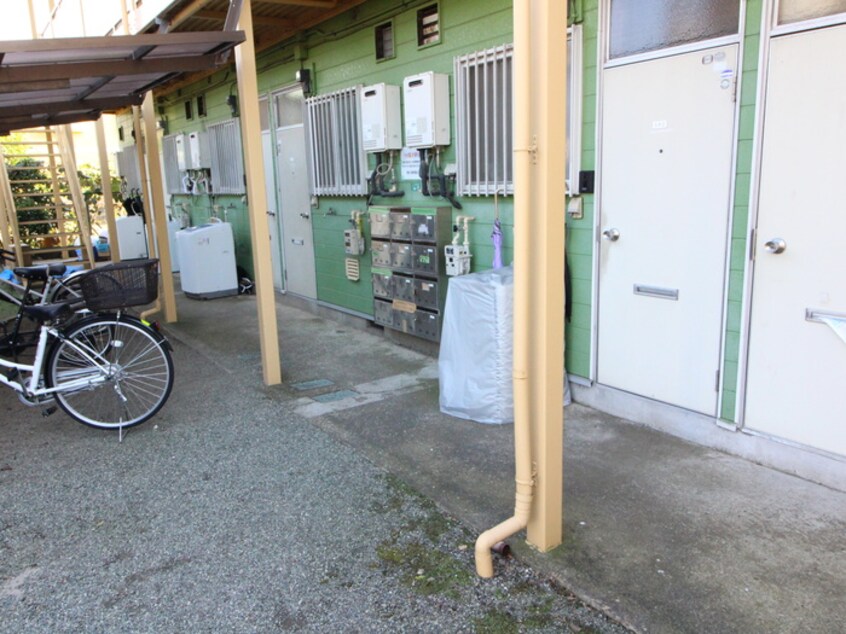 エントランス部分 コーポ海老名