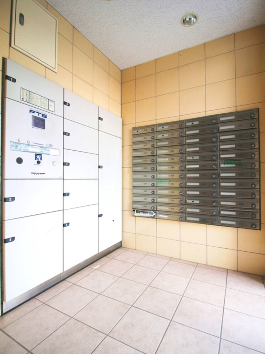 エントランス部分 JCｱﾍﾞﾆｭｰみずほ台