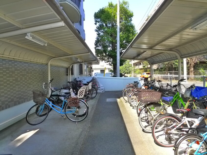 駐輪場 マグノリア大宮公園