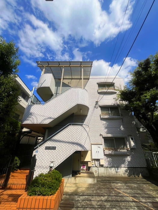 エントランス部分 スワコモンズ