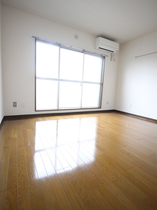 居室 プリムヴェ－ル聖蹟