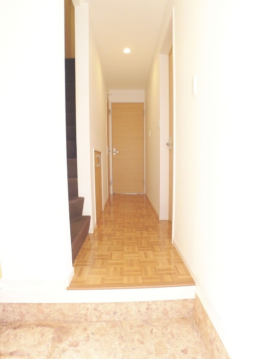 玄関 テラス・ニューウッド