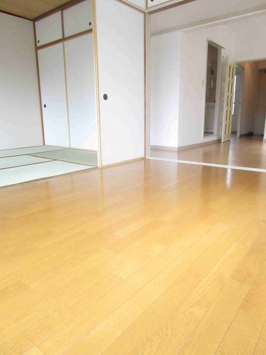 居室 サンモール多摩