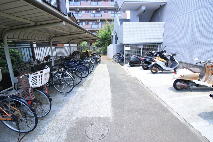 駐輪場 サンモール多摩