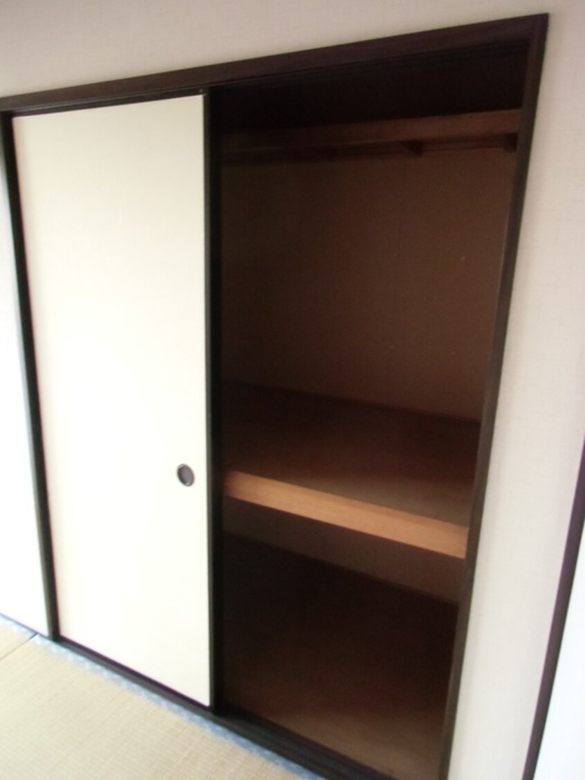 収納 メゾンド　ソレ－ユ