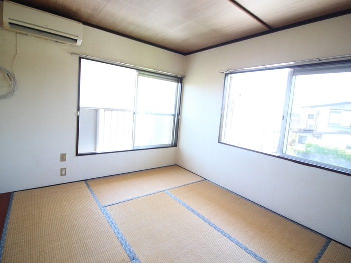 居室 メゾンド　ソレ－ユ