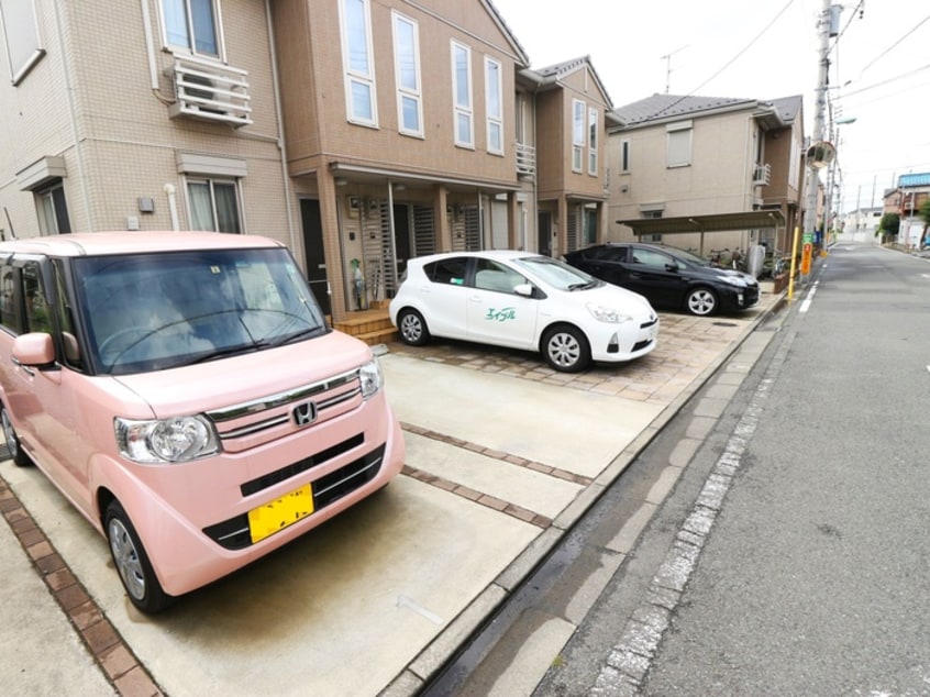 駐車場 カーサアベリア　A棟