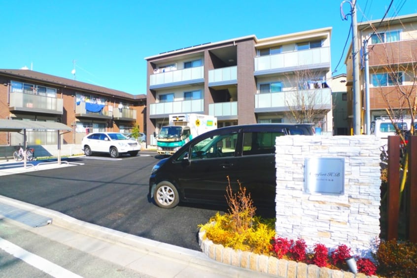 駐車場 Ｃｏｍｆｏｒｔ　Ｈ．Ｂ