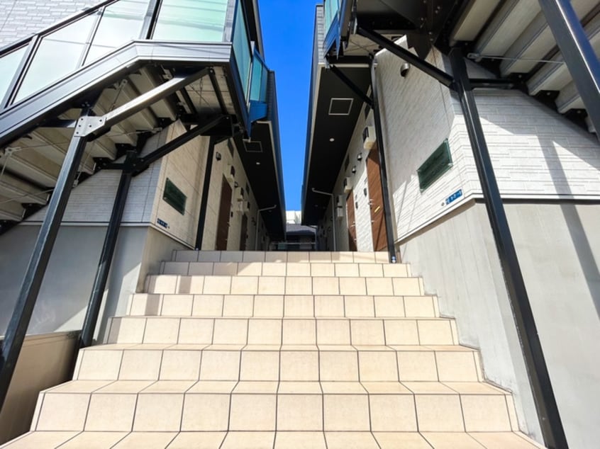 エントランス部分 アザーレ・パッシオ生田弐番館