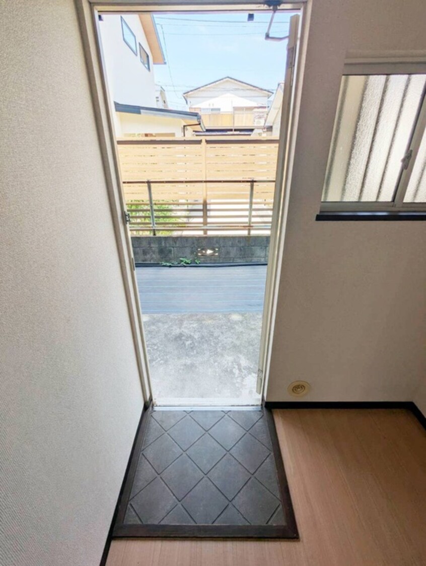 玄関 湘南ハイツ
