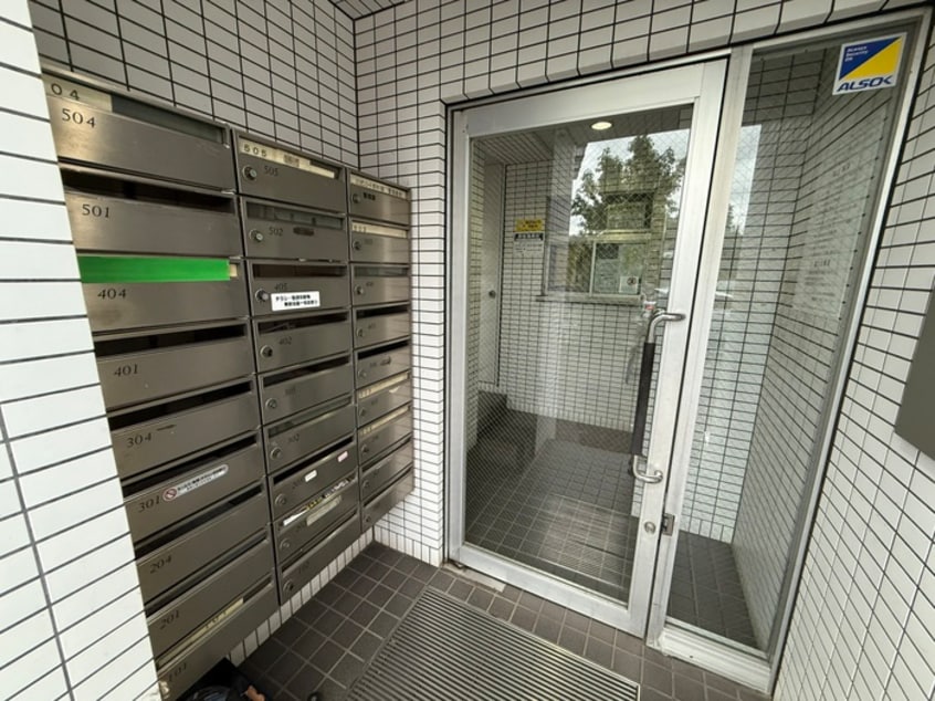 エントランス部分 ミリオンコート中村橋（505）