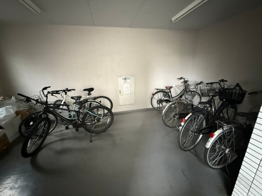 駐輪場 ミリオンコート中村橋（505）