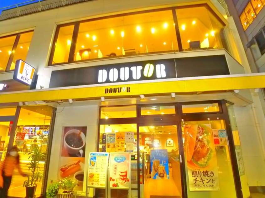 ドトール(カフェ)まで250m レオーネ金町