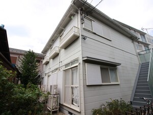コーポラスサクマ