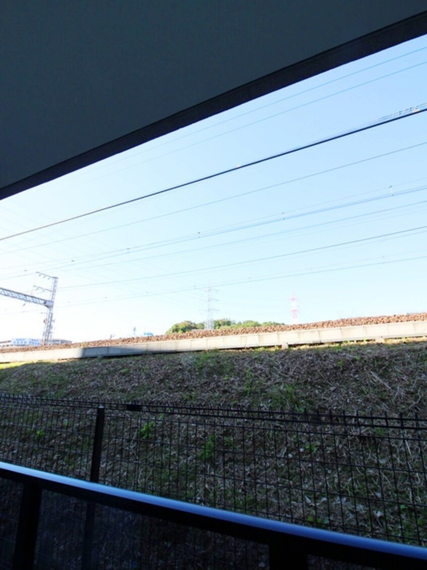 室内からの展望 ロックス新百合ヶ丘