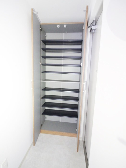 靴箱 ロックス新百合ヶ丘