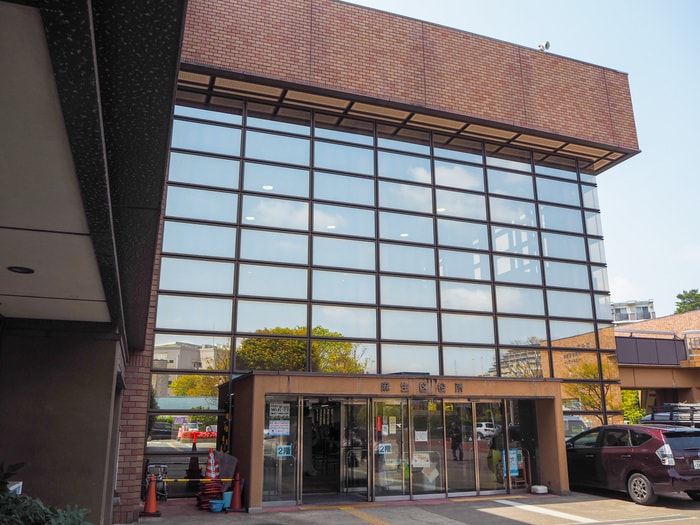 麻生区役所(役所)まで751m ロックス新百合ヶ丘