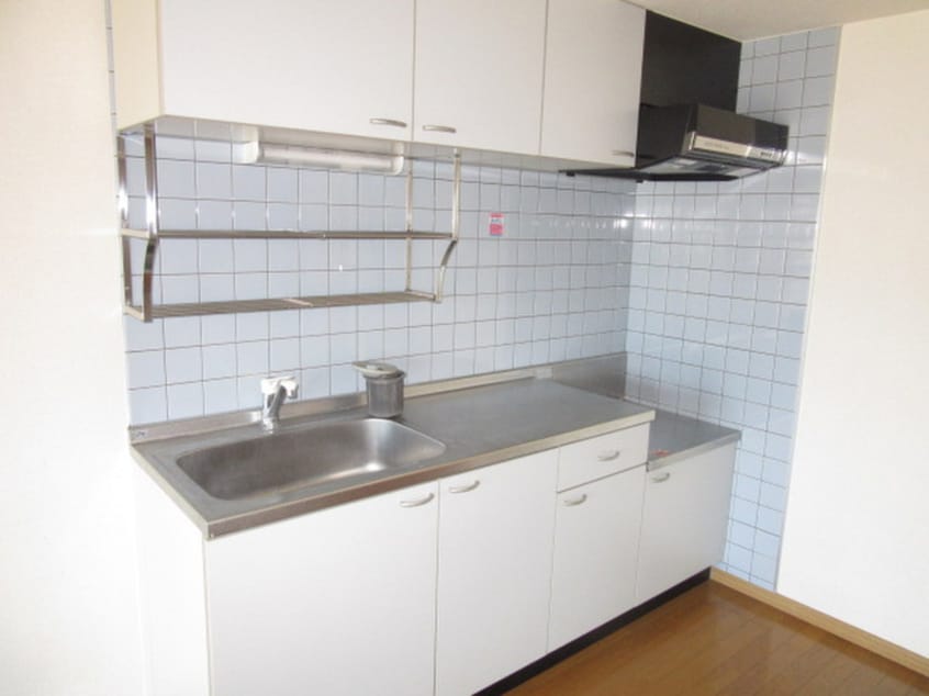 キッチン HILLSIDE KURATA