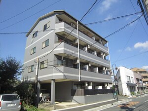 カーサクリスプ