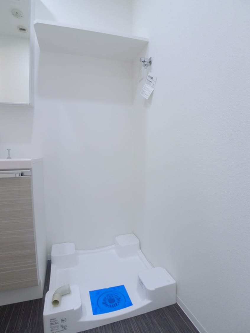 洗濯機置場 フュージョナル千住緑町(1102)