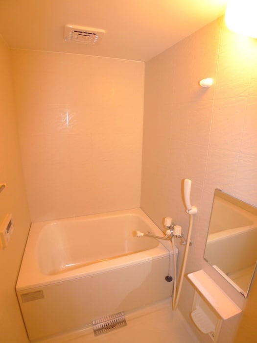 バス／シャワールーム等 エスポワ－ル鈴谷