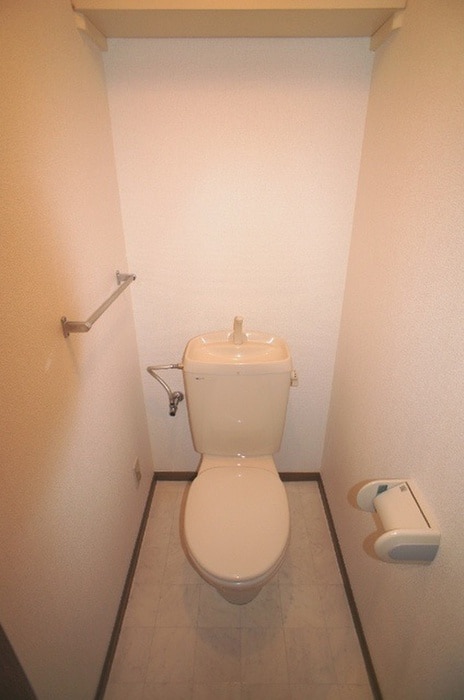 トイレ エスポワ－ル鈴谷