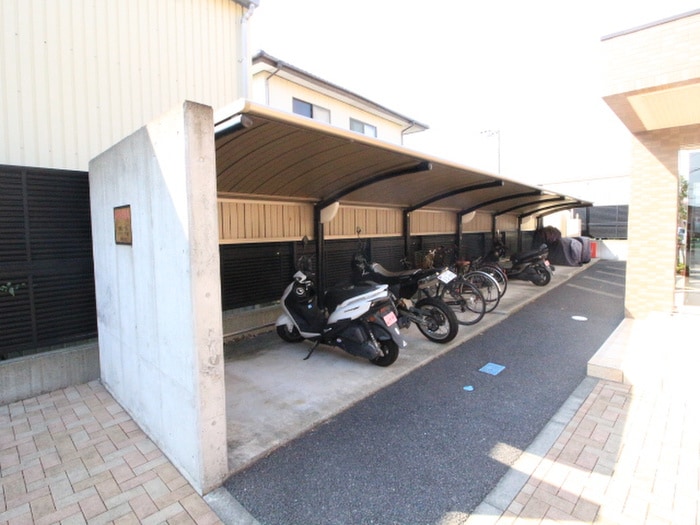 駐輪場 グランデ・ルナ