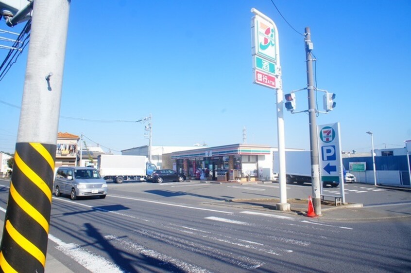 セブンイレブン綾瀬工業団地店(コンビニ)まで470m グランデ・ルナ