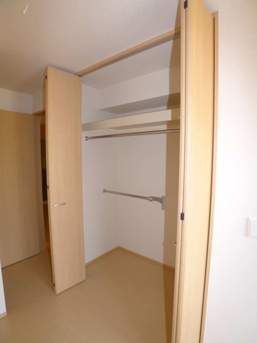 収納 エル・ドラードA