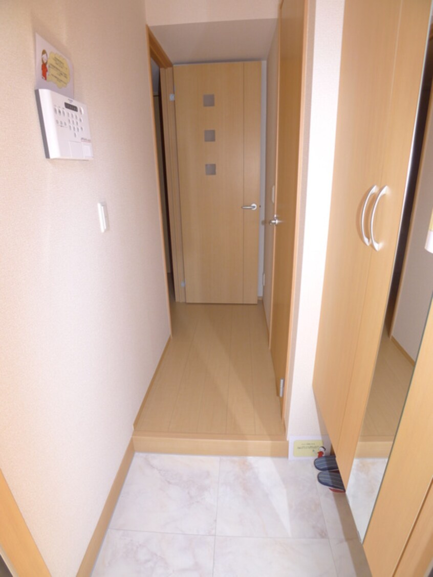 玄関 エル・ドラードA