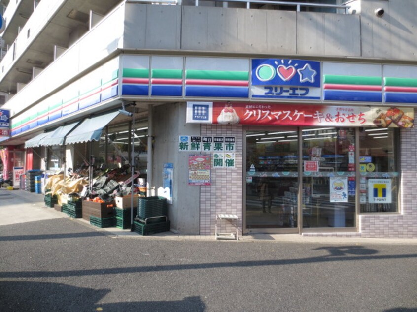 スリーエフ(コンビニ)まで78m ＫＫビルディング