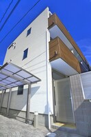 ＡＱＵＥ１３の外観