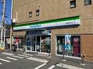 ファミリーマート横須賀衣笠店(コンビニ)まで129m リバ－サイドコ－プＢ