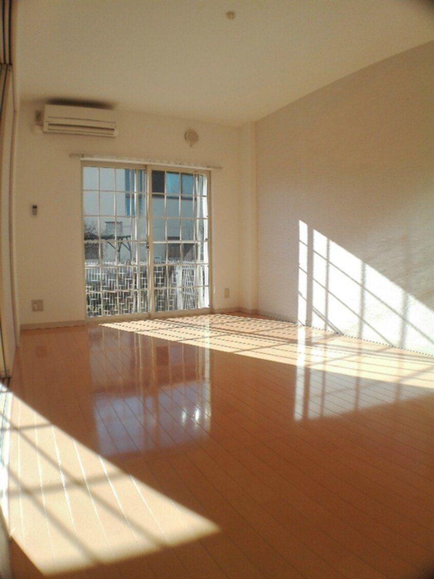 居室 フローリッシュ