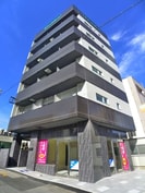 アーバングレース市川の外観