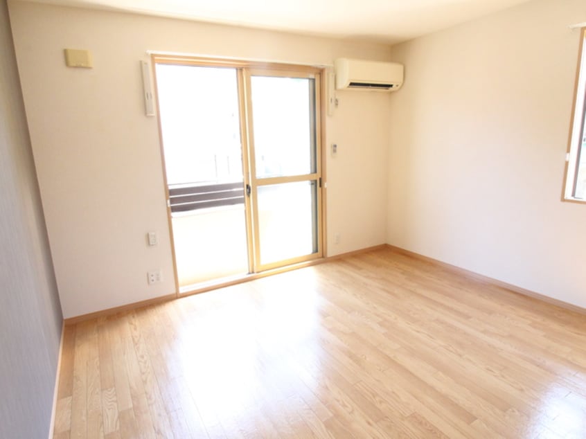 居室 サンライズ岩本