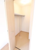 収納 サンライズ岩本