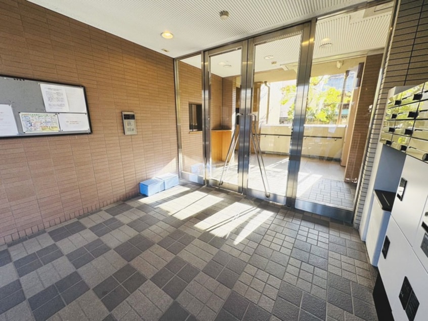 エントランス部分 コンフォール　エム・アイ