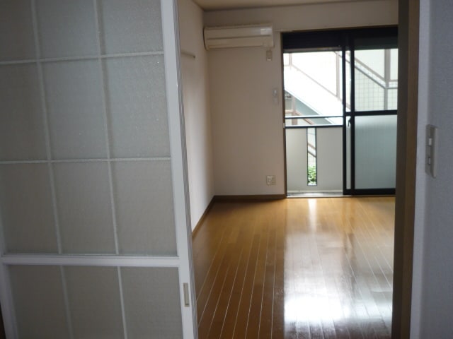 内観写真 サウサリ－ト芦花