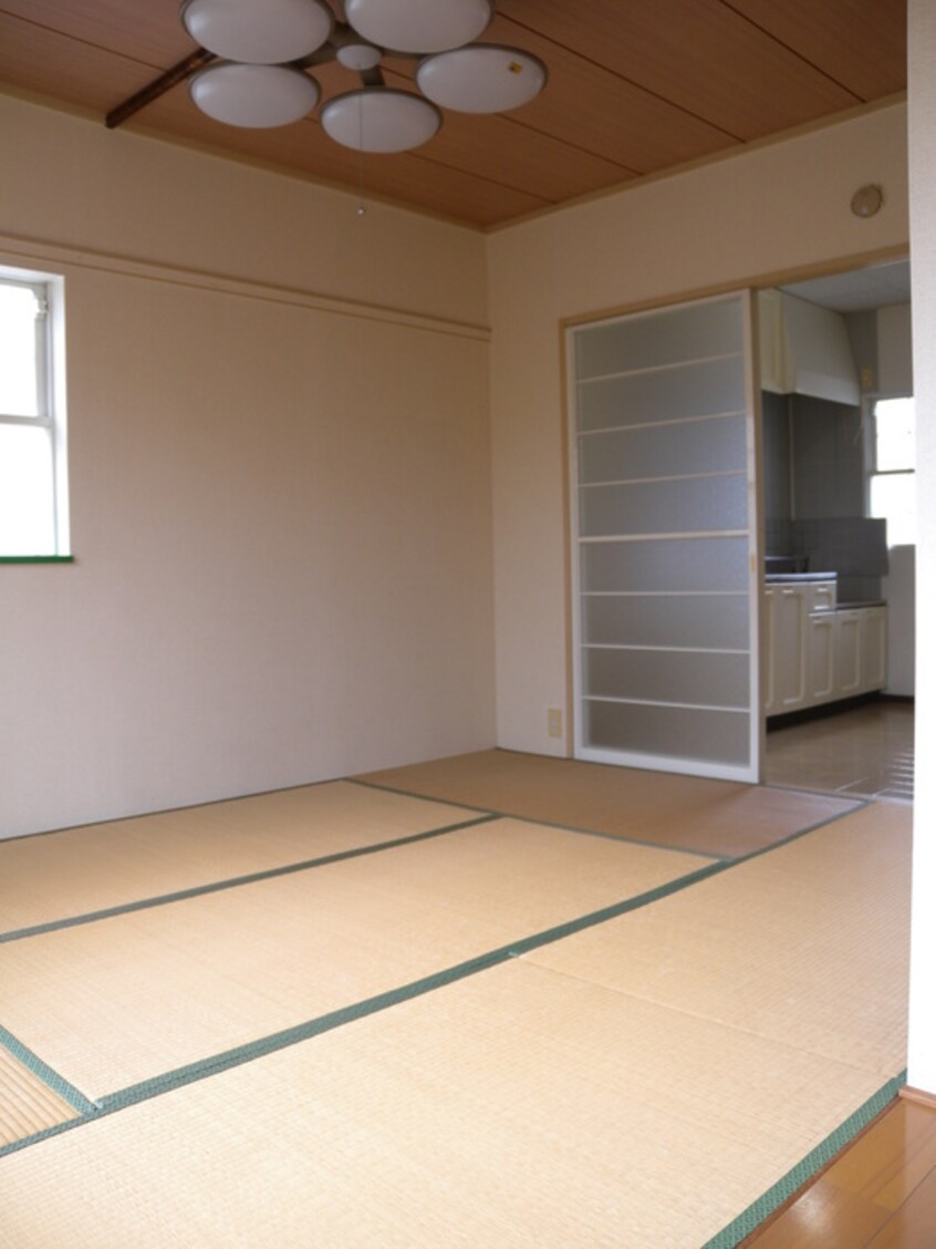 居室 カ－サメント・ピノ