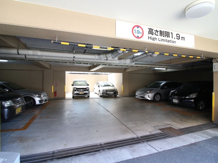 駐車場 エクセルプラザ