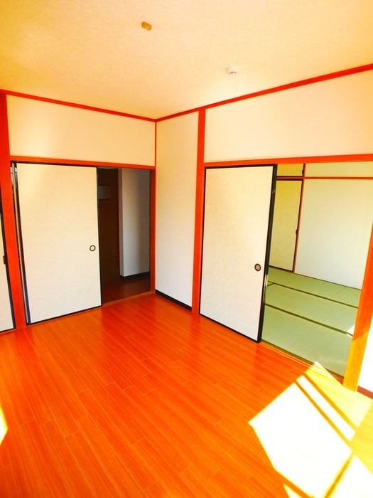 居室 トモエハイツ