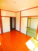 居室 トモエハイツ