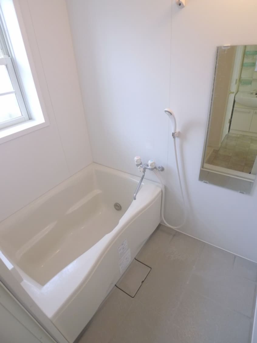 バス／シャワールーム等 シャト－ブリアン・フラットⅡ