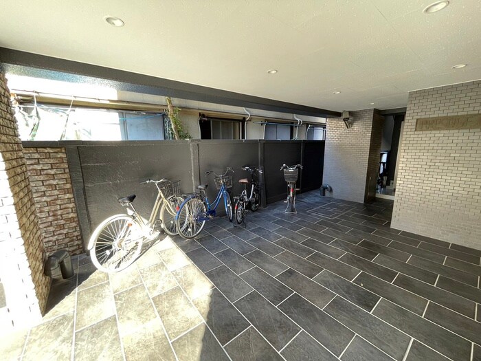 エントランス部分 プレステ－ジ島村