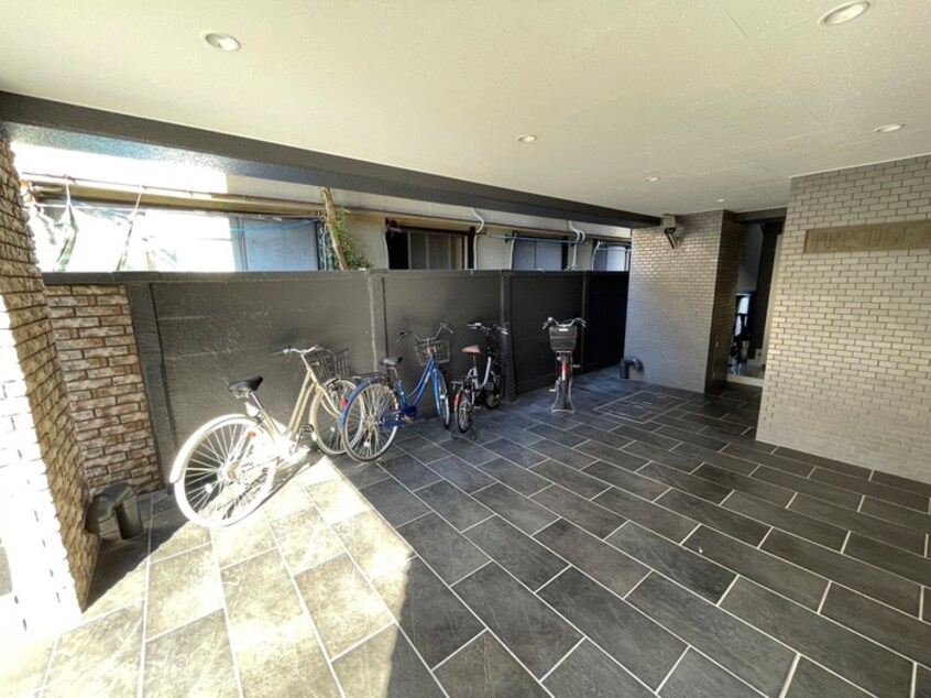 エントランス部分 プレステ－ジ島村