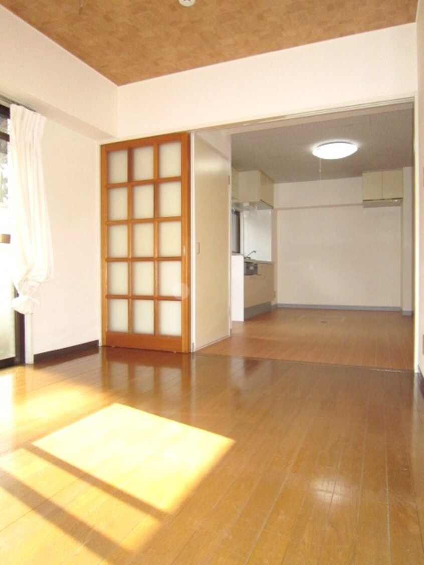 居室 サンテラス司