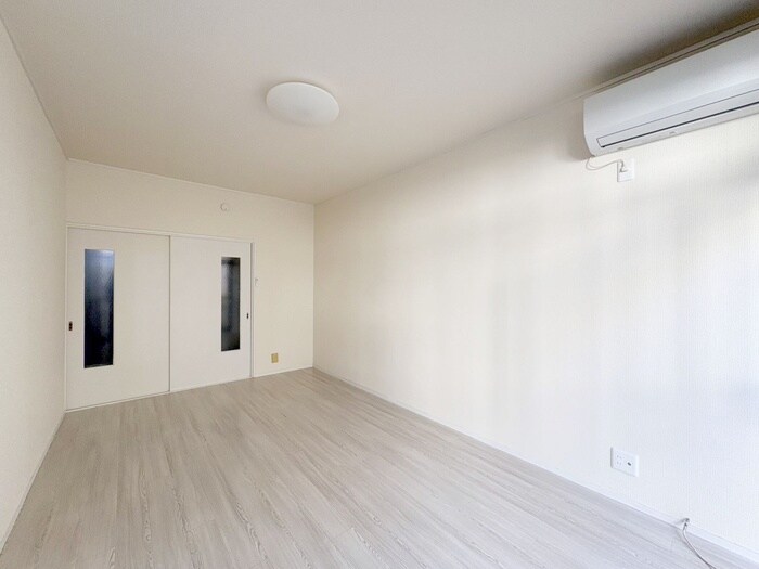 居室 プチシャトー若草